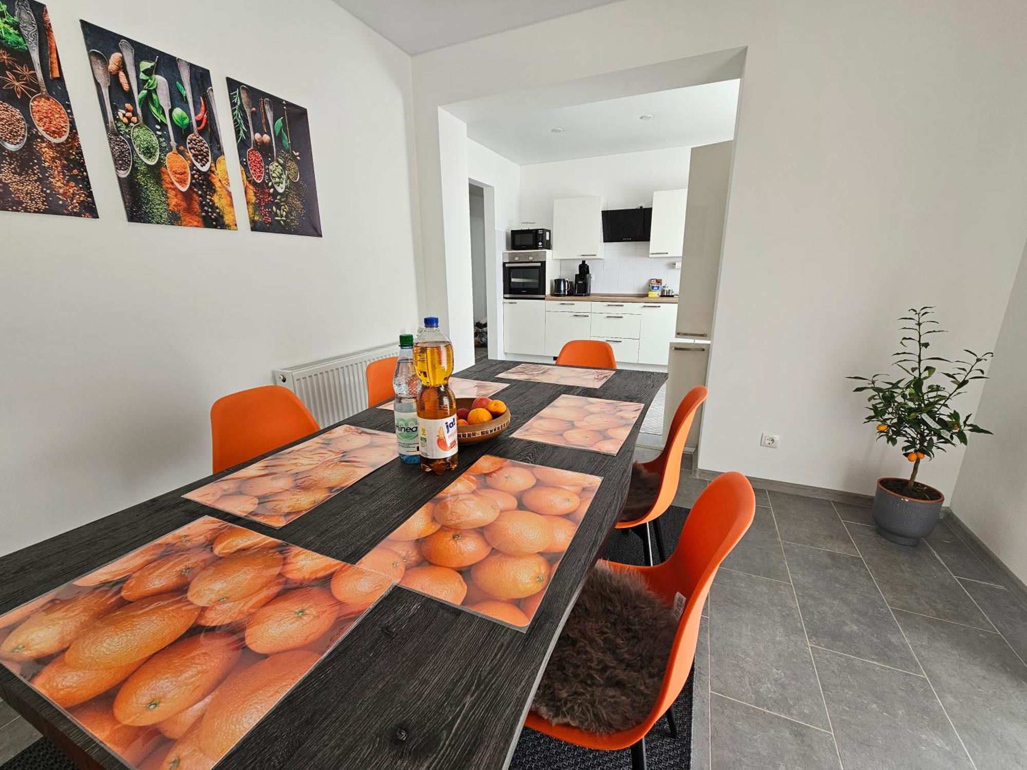 Warburg, Fewo "Sweet Home" 2,5 Zi- Eg-Separater Eingang - Parkplatz - Terasse- Komfortabel,Renoviert Exteriör bild
