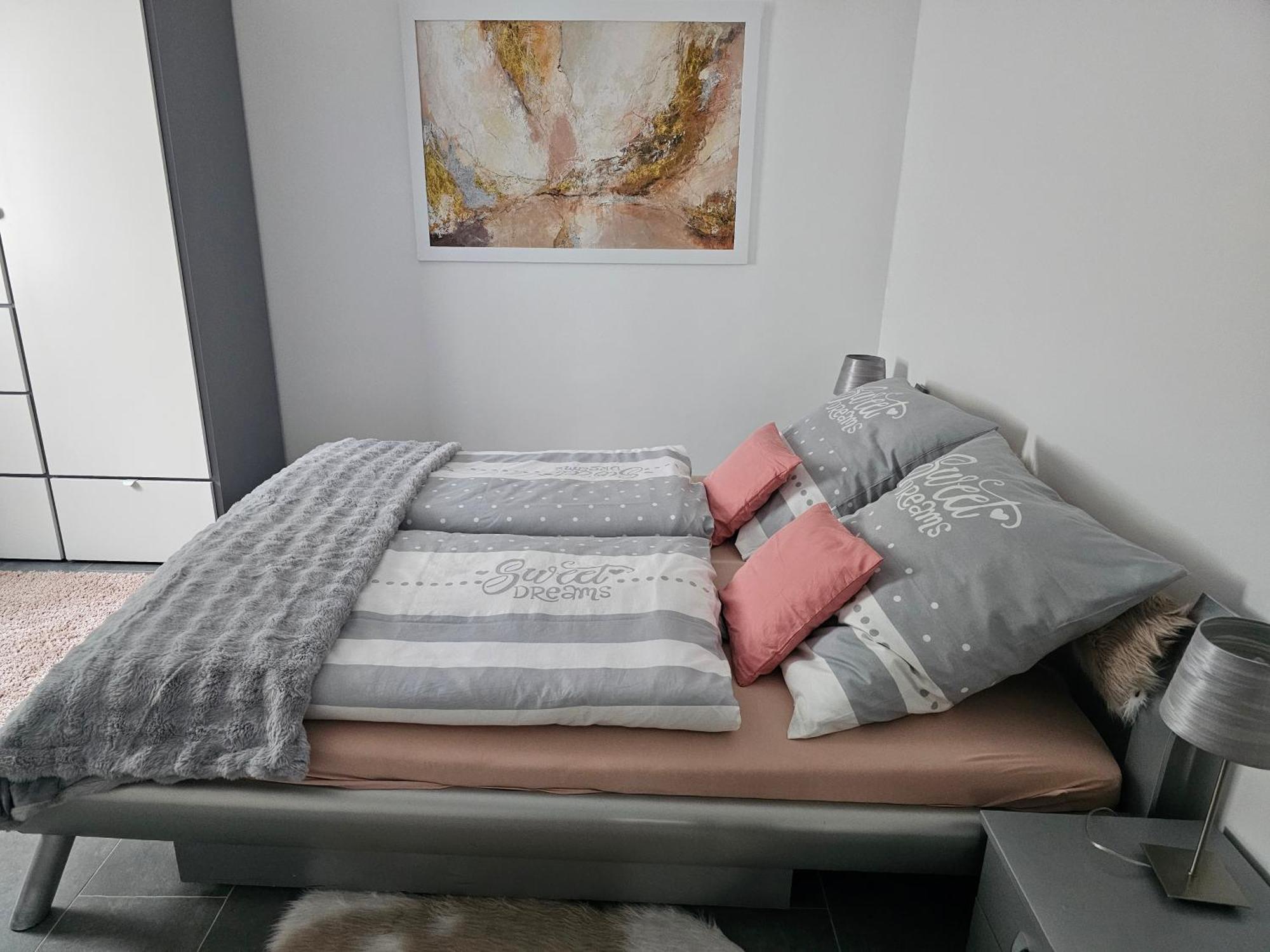 Warburg, Fewo "Sweet Home" 2,5 Zi- Eg-Separater Eingang - Parkplatz - Terasse- Komfortabel,Renoviert Exteriör bild