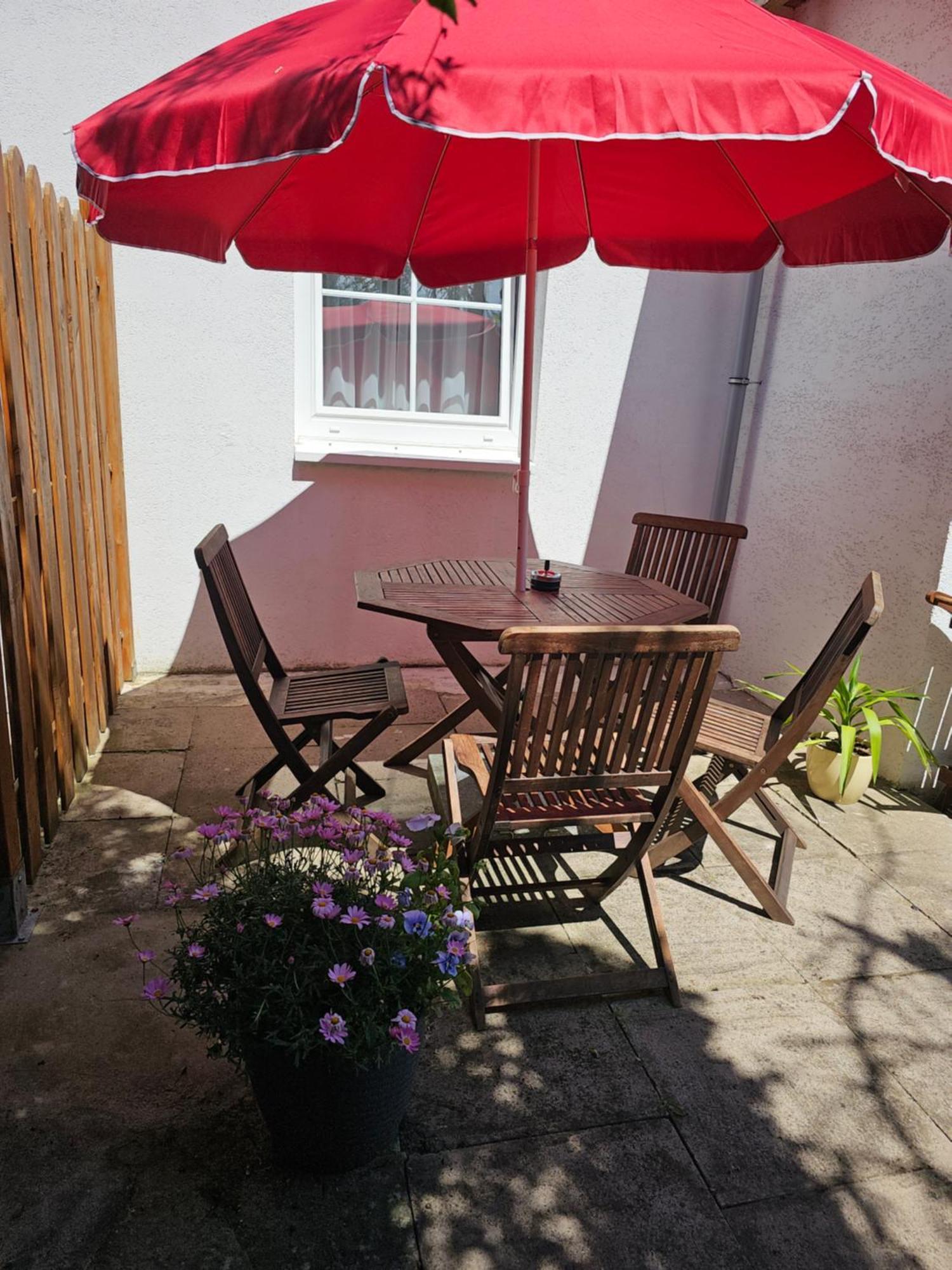 Warburg, Fewo "Sweet Home" 2,5 Zi- Eg-Separater Eingang - Parkplatz - Terasse- Komfortabel,Renoviert Exteriör bild